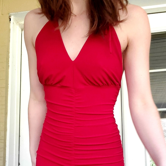 Red Salsa Dress 💃 - Picture 2 of 4